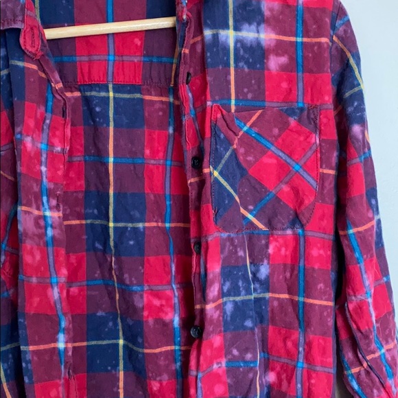 Bleach Distressed Flannel - Picture 2 of 5